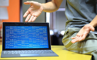 长宁 mongo排序sort,php如何按顺序排列数组？
